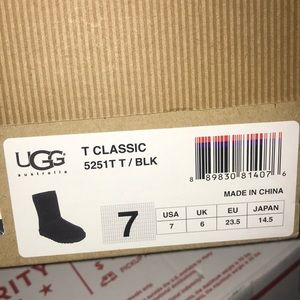 Ugg Boots (TODDLER.)